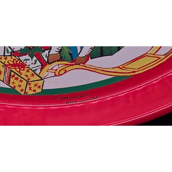 Vintage 1980s Metal Tin Decorative or Serving Christmas Trays Set of 2 - Picture 4 of 7